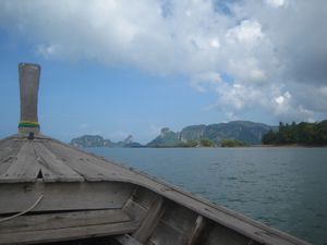 The boat to Railay