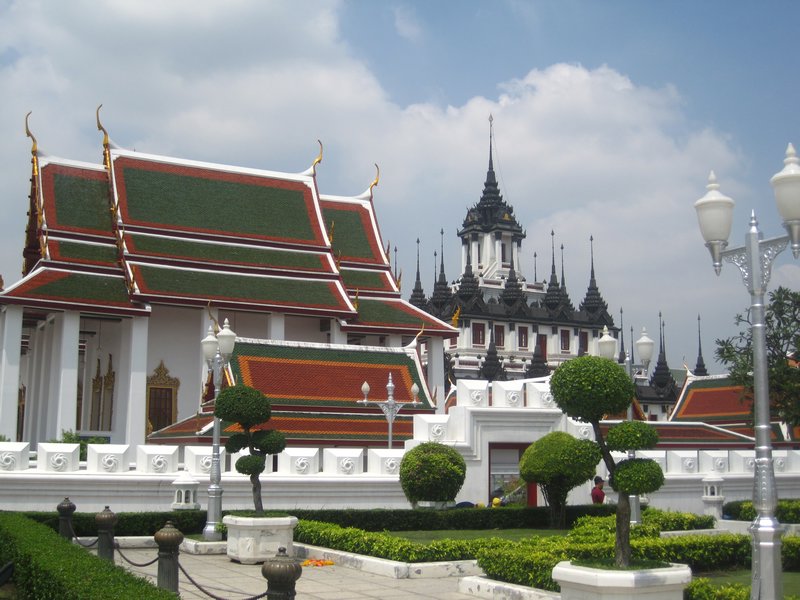 Wat Ratchanaddaram 2