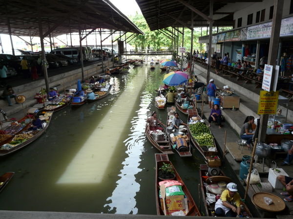 Floating Market (1)