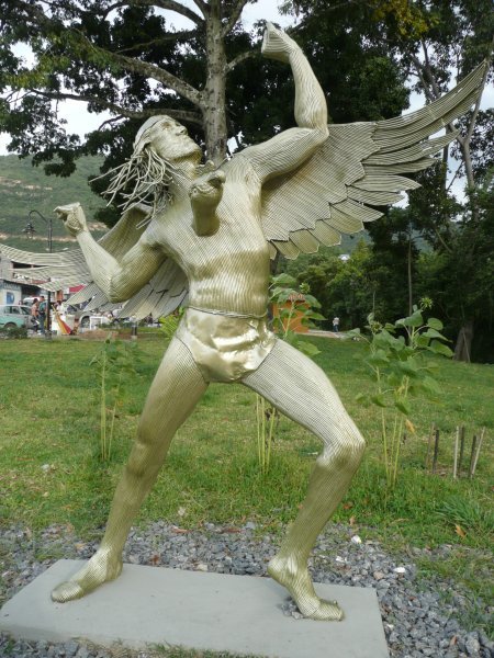A statue immortalizing the tale of how the indigenous committed group suicide by jumping off the cliffs of Canon Chicamocha instead of surrendering and dying at the hands of the invading Spaniards.