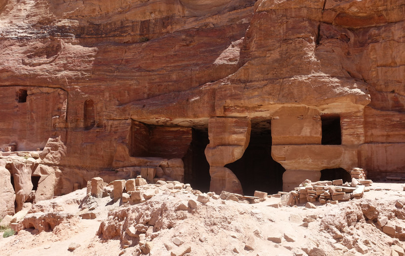 Petra - funery openings