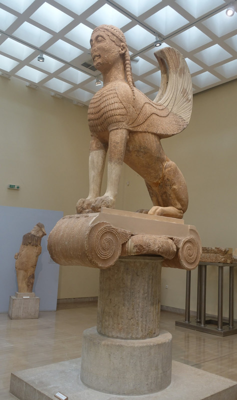 Delphi - Statue