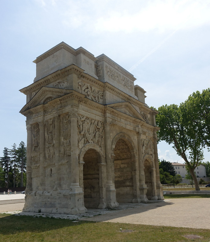 Arch de Triumphe, Orange
