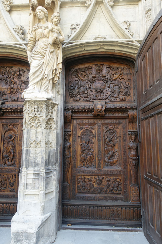Church entry, Avignon