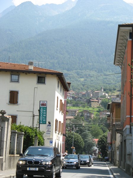 Minor highway, Italy