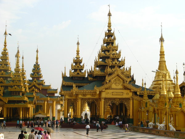 Entrance halls to ShweDagon Pagoda