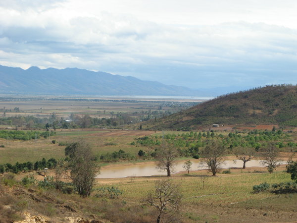 NyuangShwe & Inle Lake
