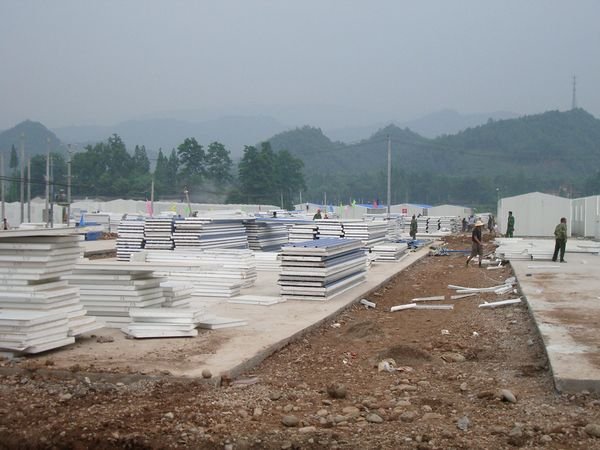 Construction of temporary housing
