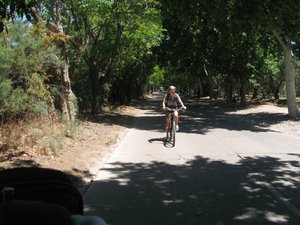 wine testing with the bycicle in Mendoza, Argentina
