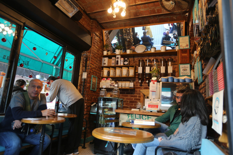 nice cafe in Balat - do you find us in the pic?