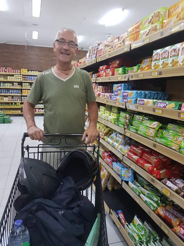 supermarket in Ubud