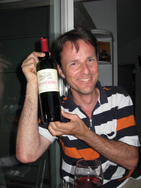 Joachim, in einem Jahr helfen wir Dir gerne wieder bei dem leckeren Wein!