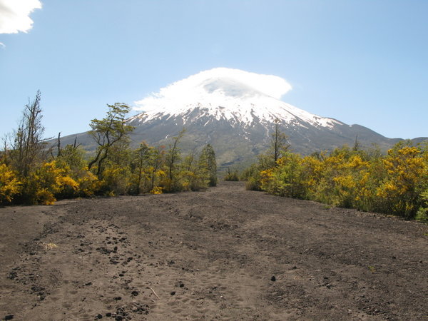 Auf den Lavafeldern des Vulkans