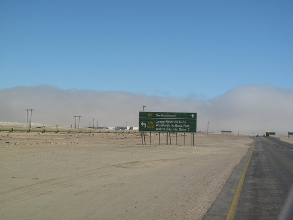 diese Nebelwand empfing uns 1 km vor Swakopmund