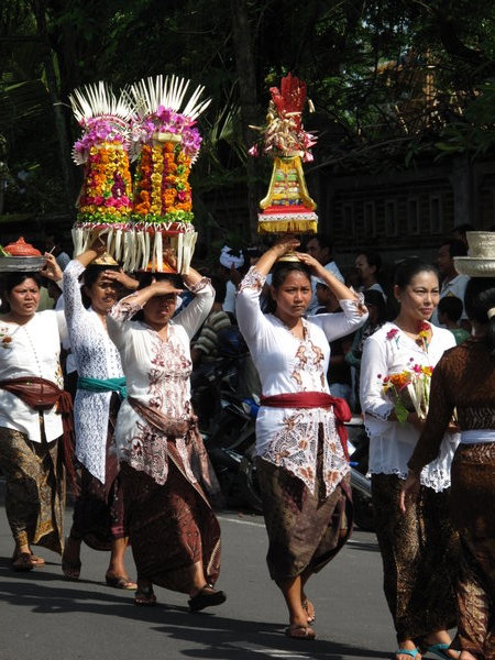 Prozession in Ubud 1