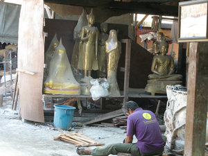 impressions of the buddha statue factory