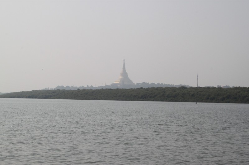 first glimpse of the Glogal Vipassana Pagoda