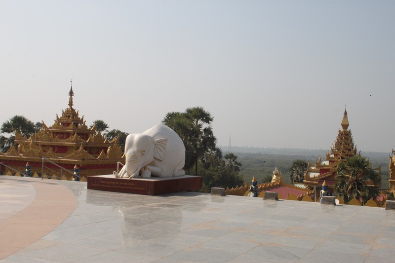 view from the Global Pagoda over Gorai Island
