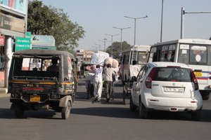 traffic in Jaipur (new town)