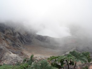 Poas crater