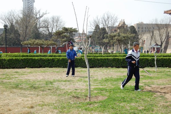 Kids playing in the Dai square during lunchtime