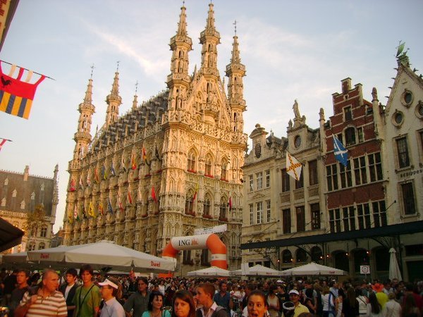 Leuven - "der Markt rockt"