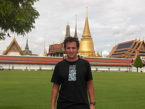 Outside Wat Phra Kaew