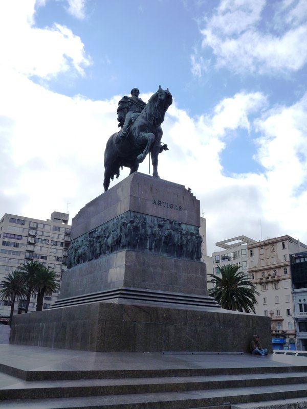Statue of Jose Artigas