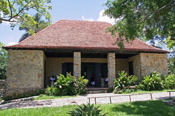 Hacinda Union, old coffee estate