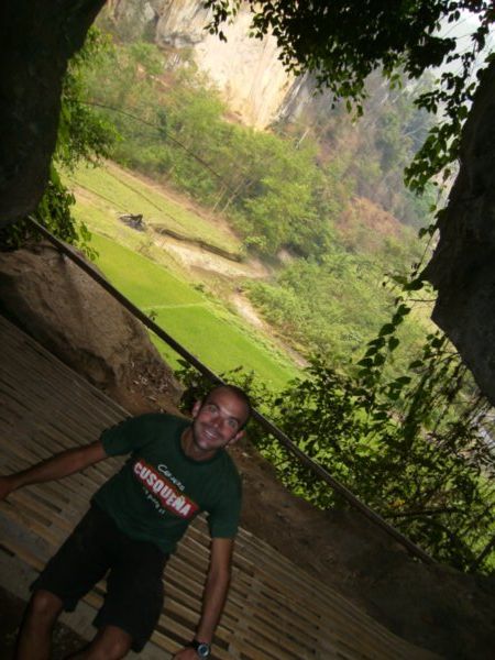 Tham Pha Tok Caves