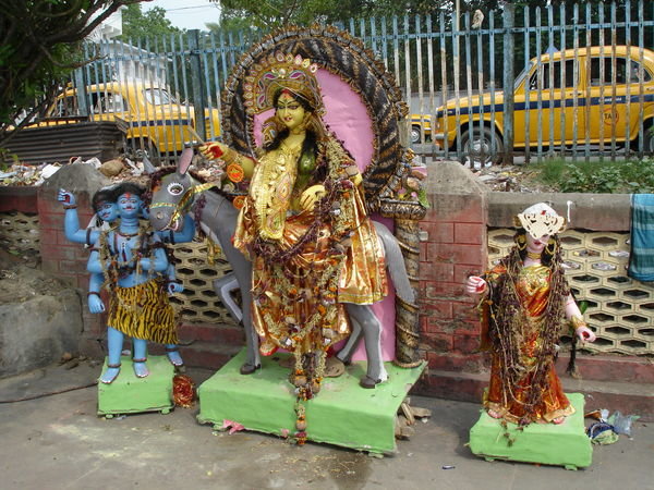 Colourful Statues beside the Ganges in Kolkata