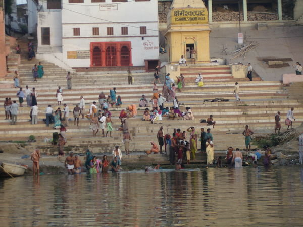 Ritual washing in the Ganges in the early morning