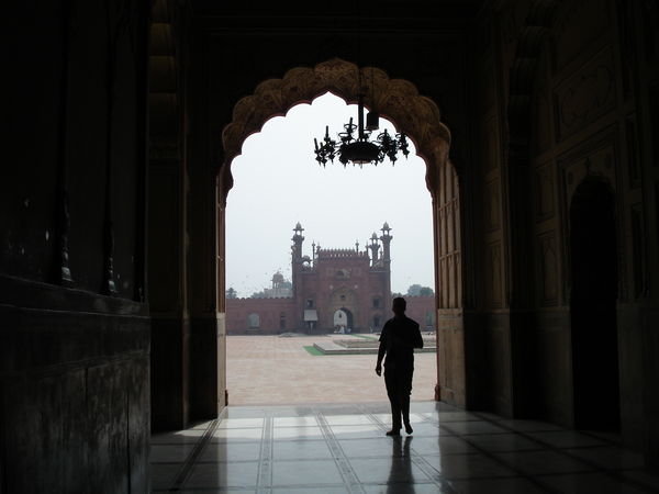 Russell in entrance way of Badshahi Mosque