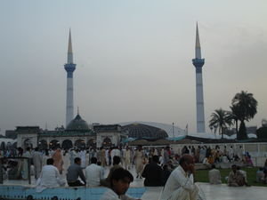 Crowds at the Suni Moslem Shrine on Thursday evening