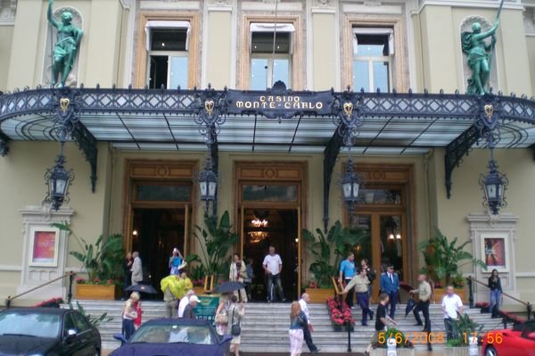 Monte Carlo 9