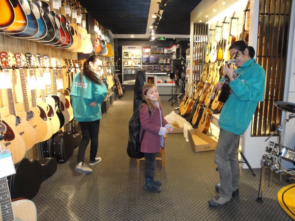guitar shopping