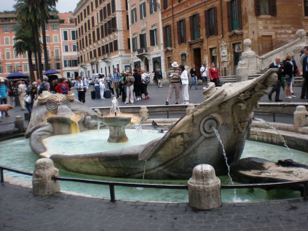 The fountain at the base of Spanish Steps