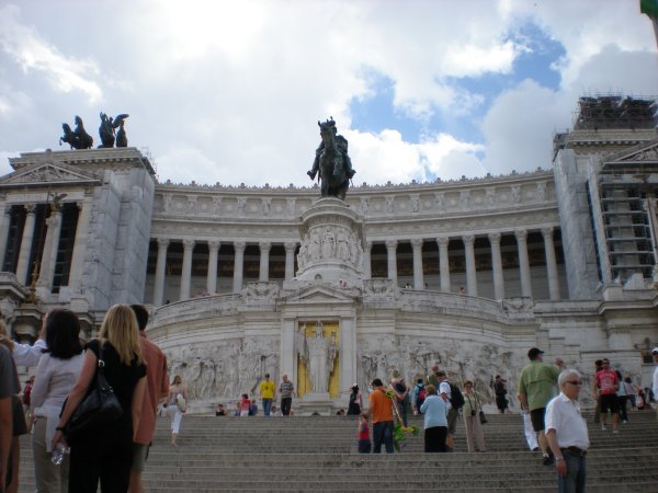 The monument to Emanuele II