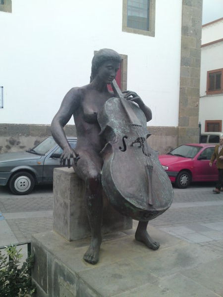 Naked cello woman