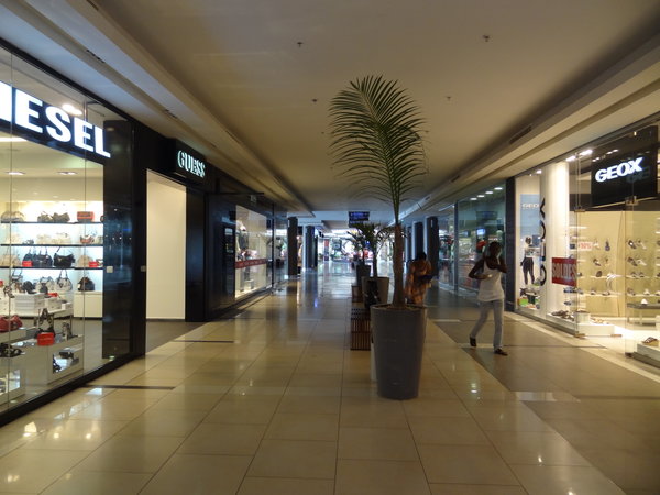 BAD shopping mall