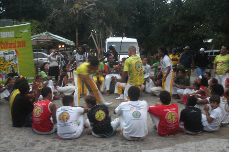 Capoeira show in the quadrado