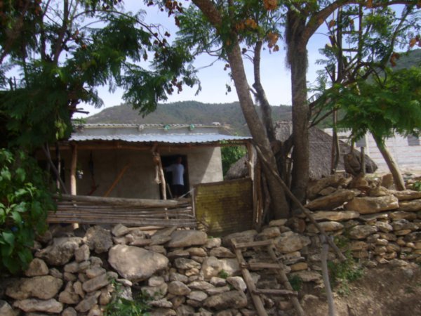 House on the path to Hierve el Agua
