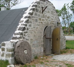 Stone cellar, village of Pähkla