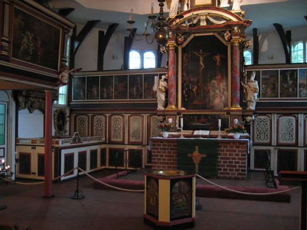 Baptism pedestal and altar