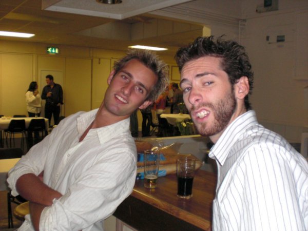 damo and lachie at the party