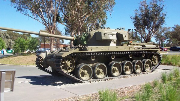 a 47.8 tonne tank