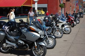 How many bikes can you park in front of the Duluth Famous Daves?