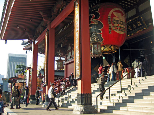 Senso-ji Temple Enterance