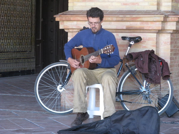 Guitarist at Plaza de Espana