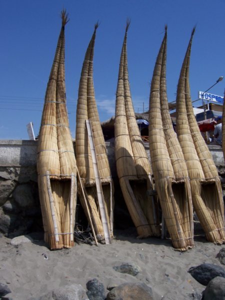 totora reed canoes